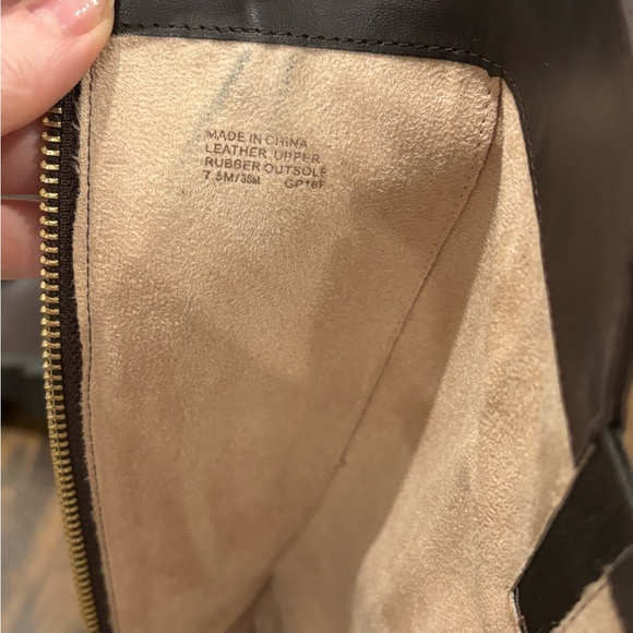 Michael Kors | Size 7.5 | Never Worn - Picture 6 of 8